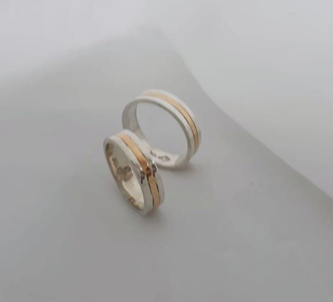 Alianzas cinta plana plata con oro 18k